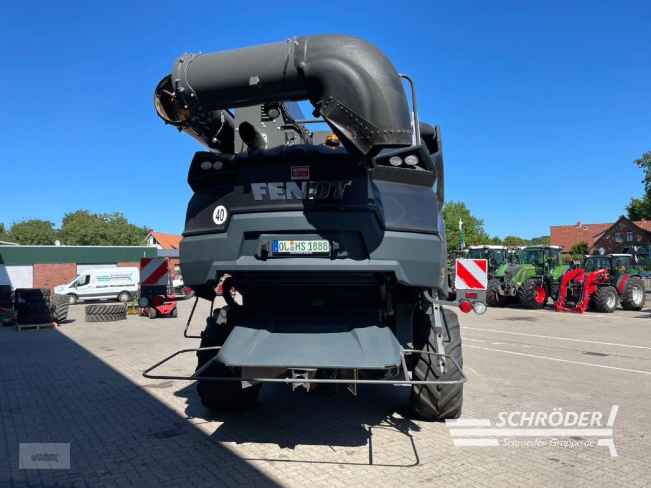 Mähdrescher van het type Fendt IDEAL 8 T, Gebrauchtmaschine in Völkersen (Foto 3)