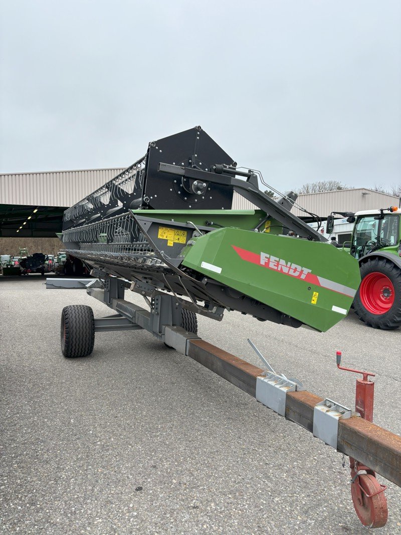 Mähdrescher типа Fendt PowerFlow 22' 6.80m, Gebrauchtmaschine в Schaffhausen (Фотография 2)