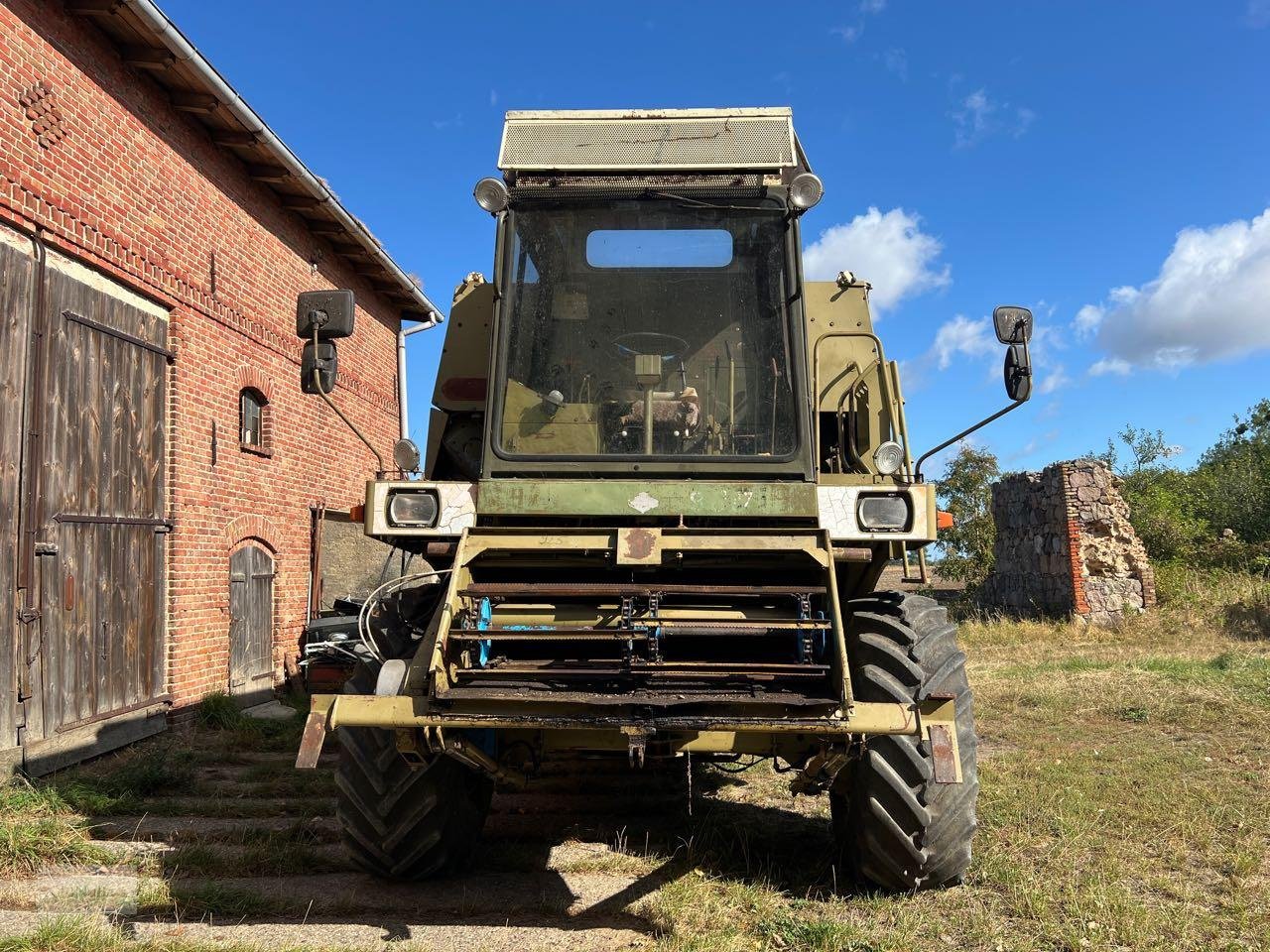 Mähdrescher du type Fortschritt E 516 B, Gebrauchtmaschine en Prenzlau (Photo 2)