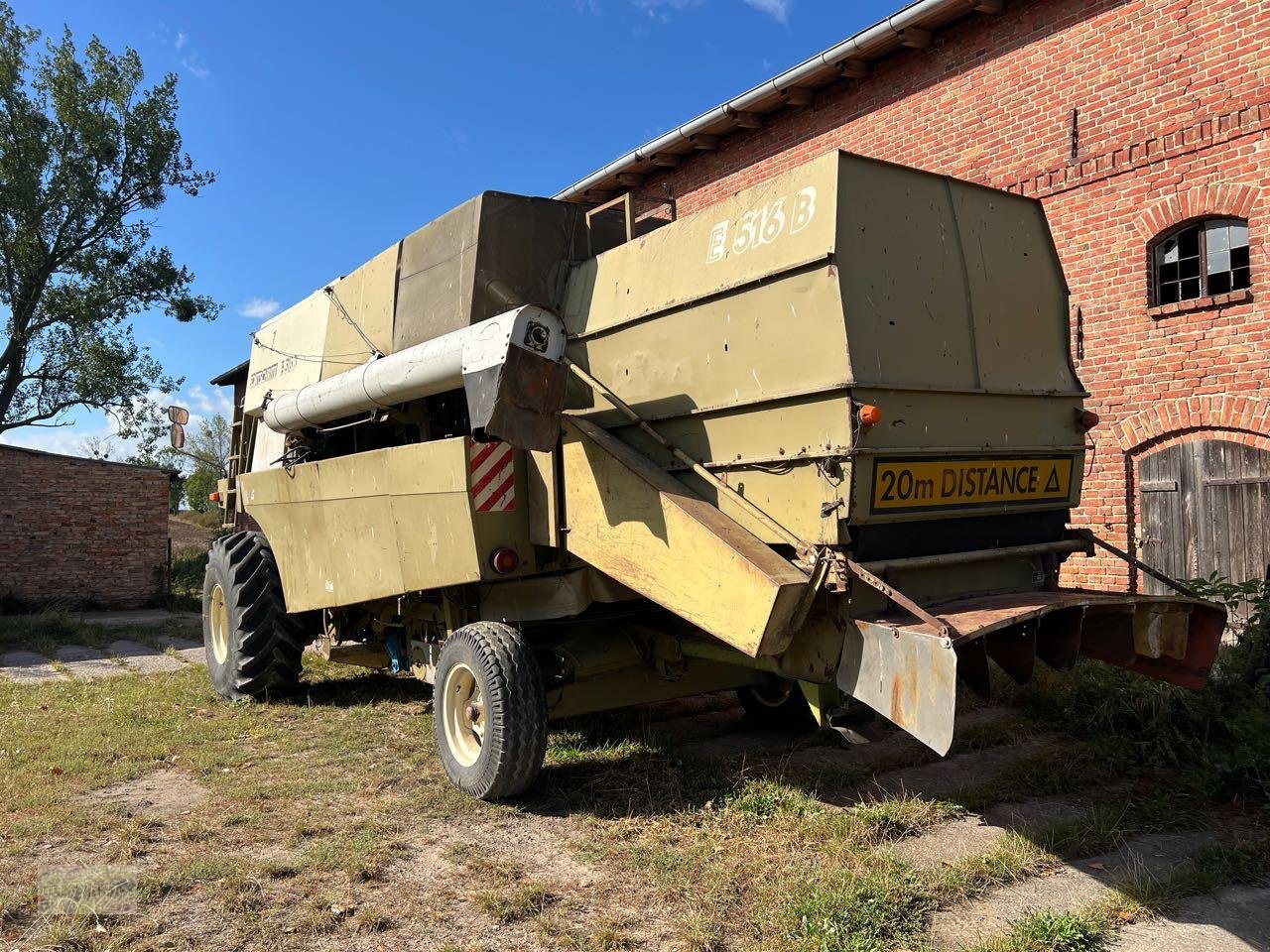 Mähdrescher du type Fortschritt E 516 B, Gebrauchtmaschine en Prenzlau (Photo 4)