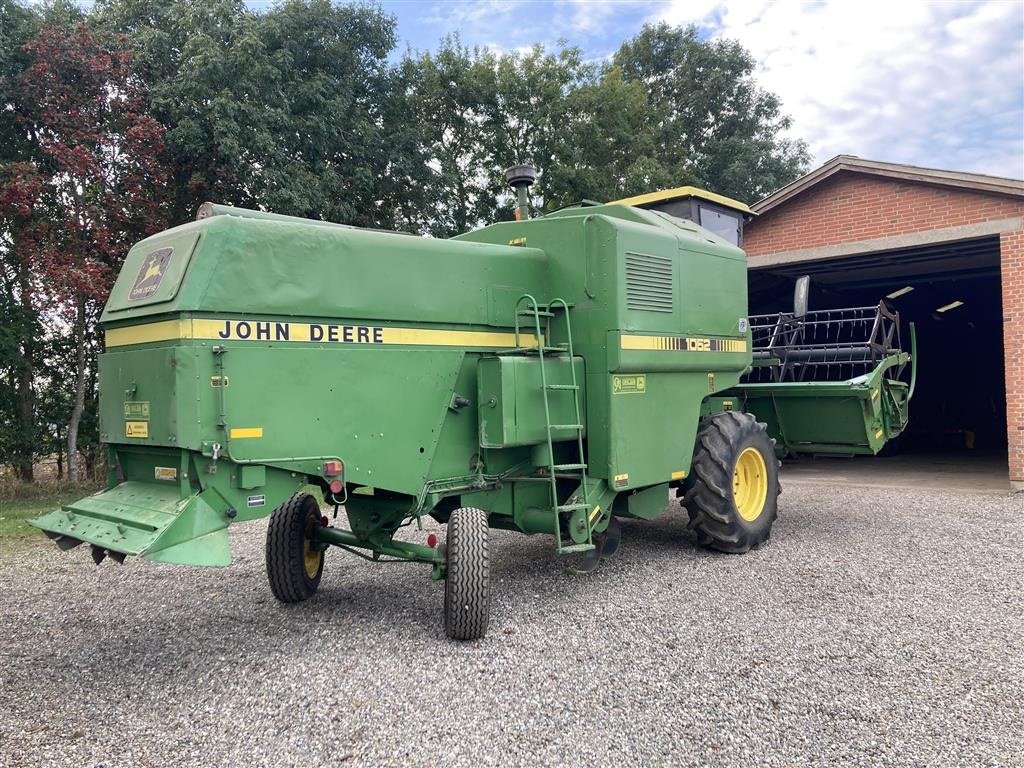 Mähdrescher van het type John Deere 1052 Med 12 fod skærebord, Gebrauchtmaschine in Horsens (Foto 5)