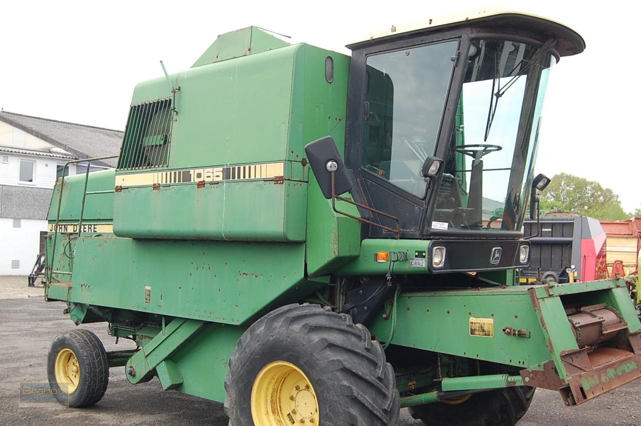 Mähdrescher typu John Deere 1065, Gebrauchtmaschine v Oyten (Obrázok 1)