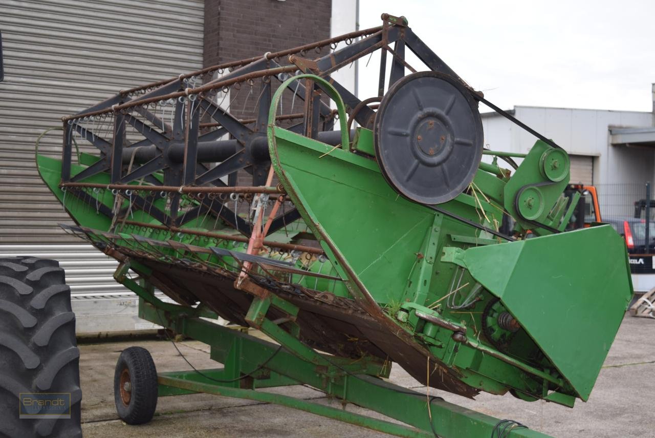 Mähdrescher van het type John Deere 1065, Gebrauchtmaschine in Oyten (Foto 11)