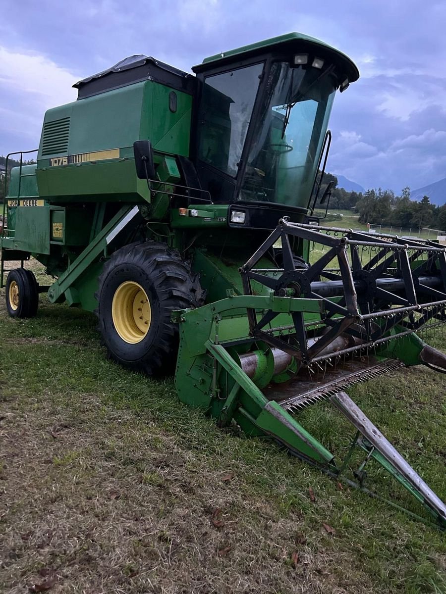 Mähdrescher типа John Deere 1075 Mähdrescher, Gebrauchtmaschine в Feldkirchen (Фотография 5)