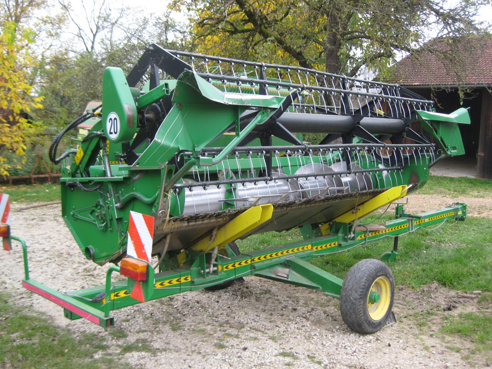 Mähdrescher des Typs John Deere 1450 WTS, Gebrauchtmaschine in Essingen  (Bild 26)