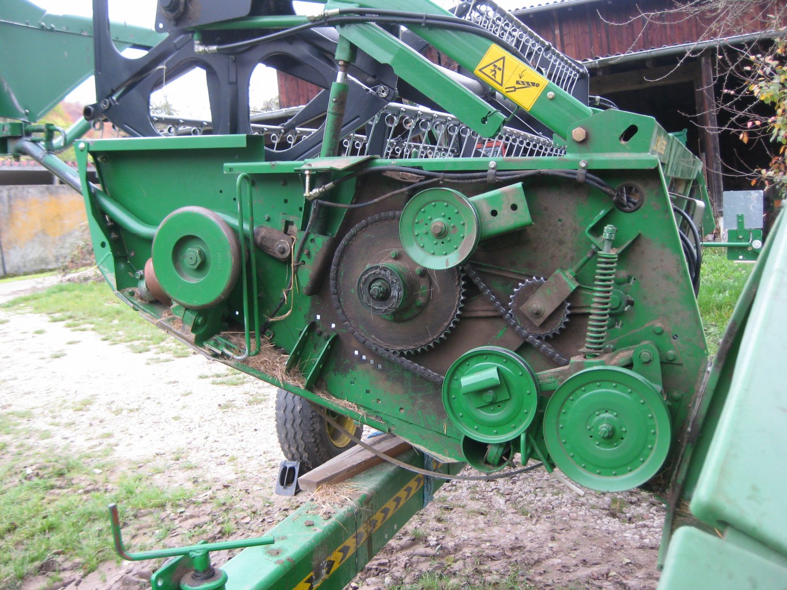 Mähdrescher des Typs John Deere 1450 WTS, Gebrauchtmaschine in Essingen  (Bild 31)