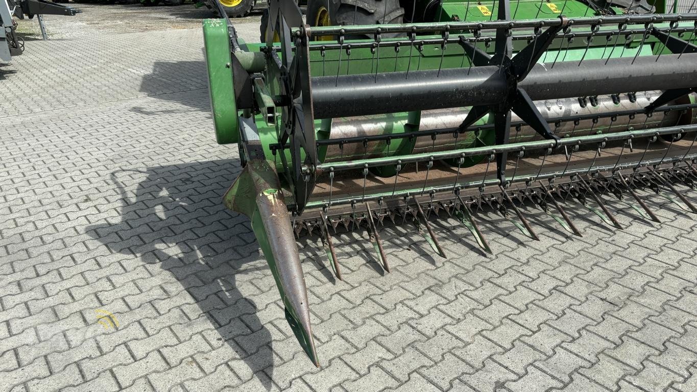 Mähdrescher del tipo John Deere 1550, Gebrauchtmaschine In Aurich (Immagine 5)