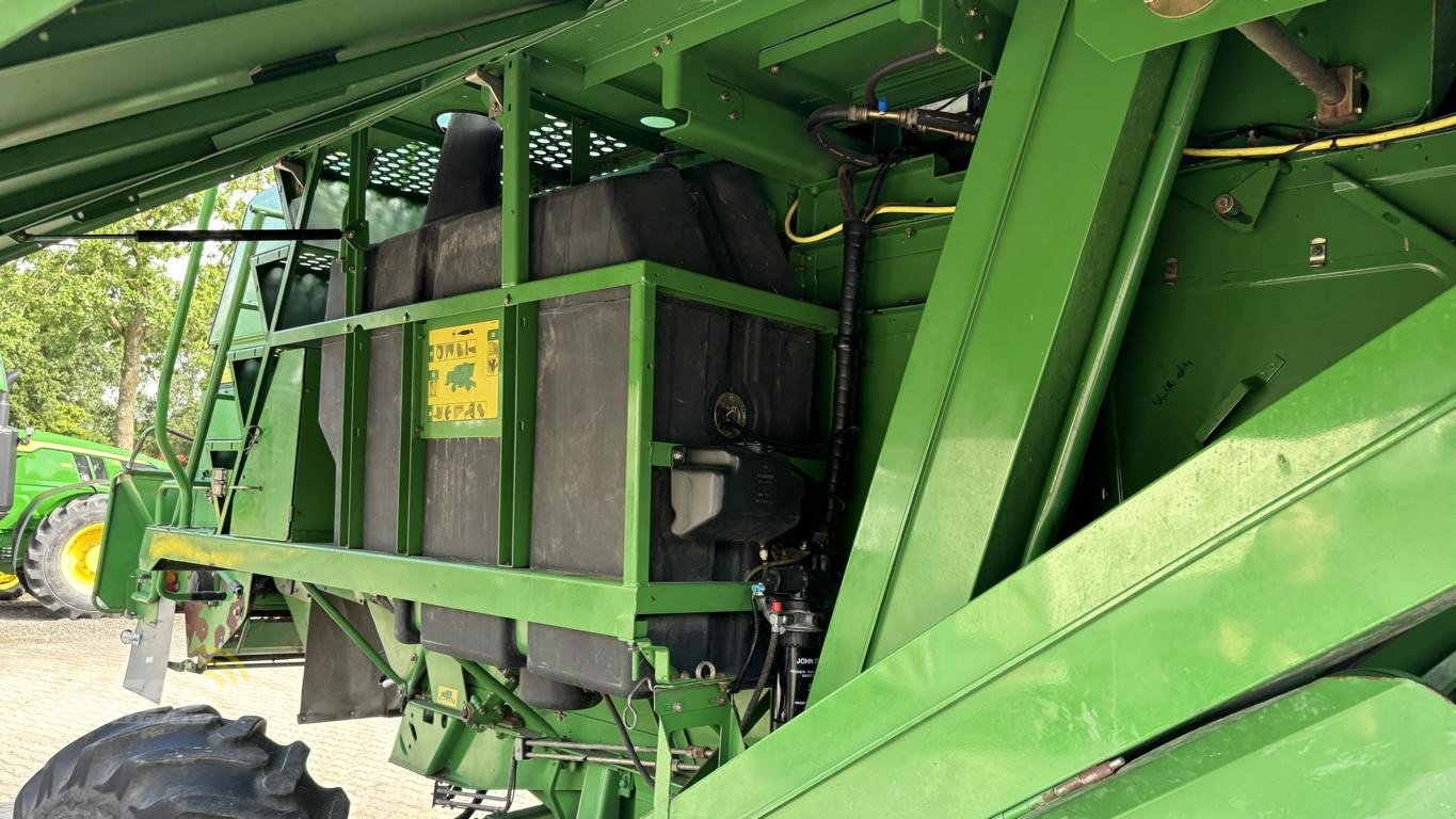 Mähdrescher του τύπου John Deere 1550, Gebrauchtmaschine σε Aurich (Φωτογραφία 12)