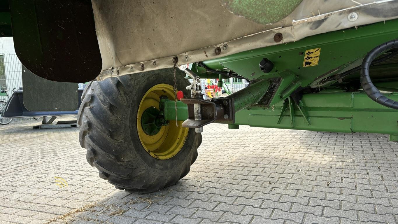 Mähdrescher des Typs John Deere 1550, Gebrauchtmaschine in Aurich (Bild 15)