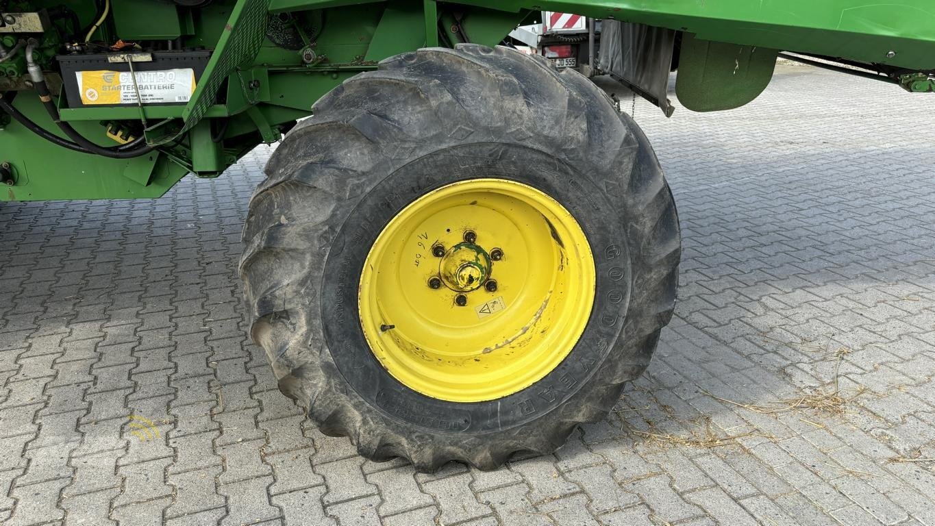 Mähdrescher des Typs John Deere 1550, Gebrauchtmaschine in Aurich (Bild 23)