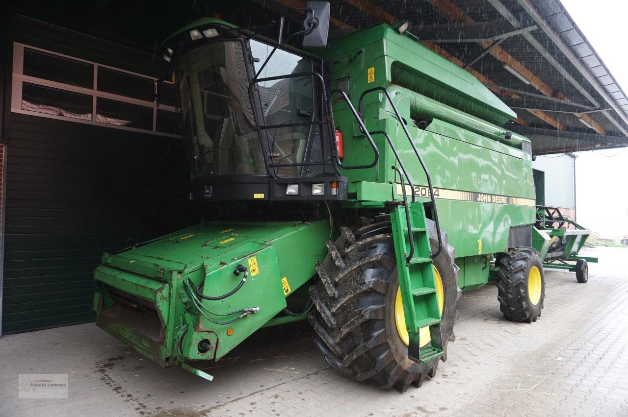 Mähdrescher typu John Deere 2064 + 820 Schneidwerk, Gebrauchtmaschine v Borken (Obrázek 3)