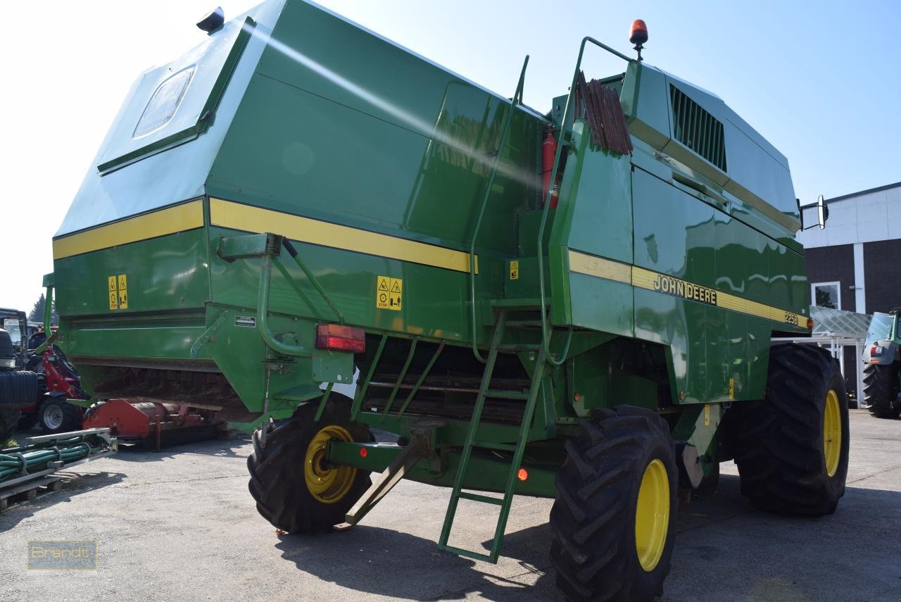 Mähdrescher des Typs John Deere 2064, Gebrauchtmaschine in Oyten (Bild 5)