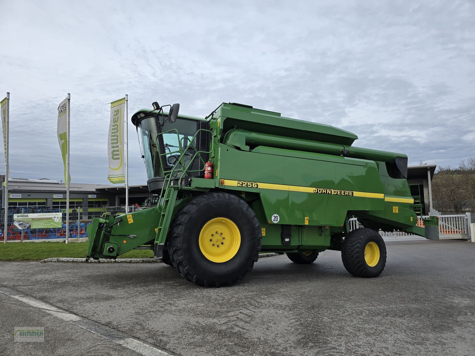 Mähdrescher typu John Deere 2256, Gebrauchtmaschine v Kematen (Obrázek 1)