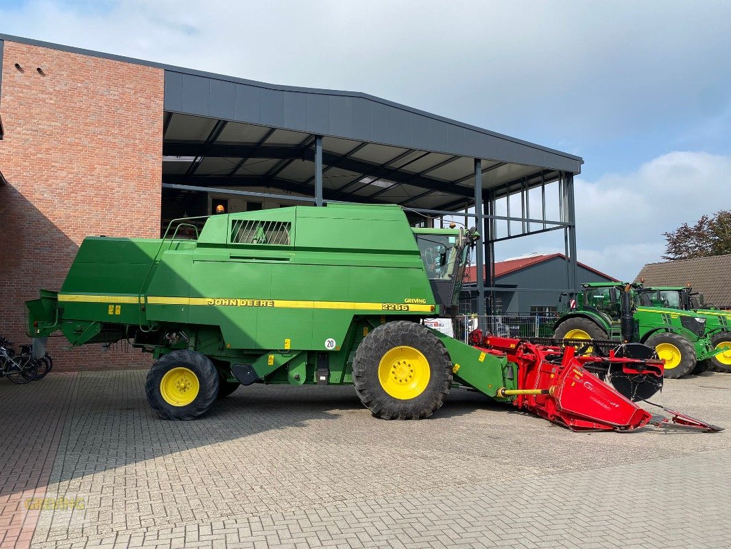 Mähdrescher du type John Deere 2266, Gebrauchtmaschine en Ahaus (Photo 4)