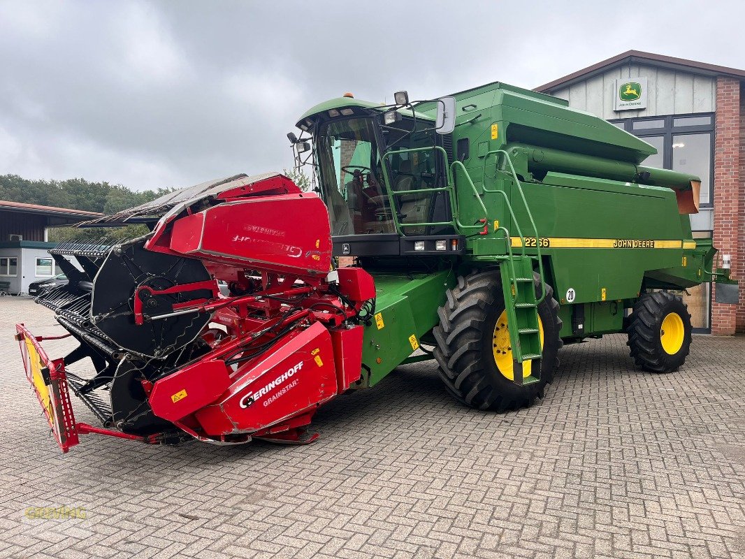 Mähdrescher van het type John Deere 2266, Gebrauchtmaschine in Ahaus (Foto 9)