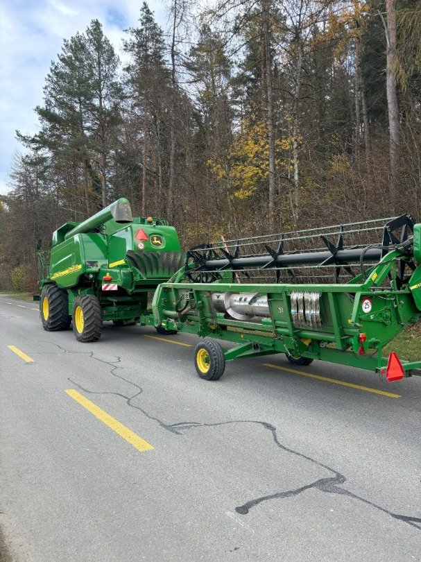 Mähdrescher typu John Deere 9540i WTS, Gebrauchtmaschine v Schaffhausen (Obrázek 3)