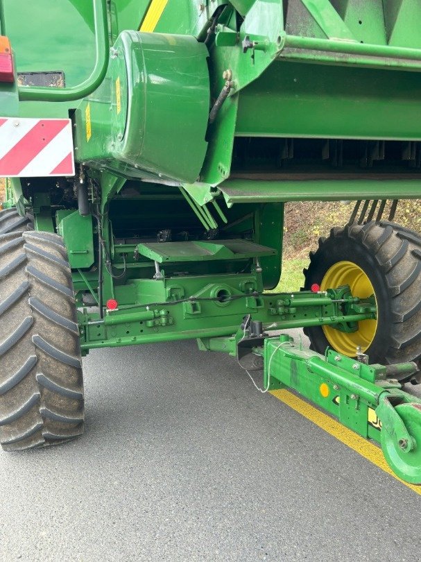 Mähdrescher typu John Deere 9540i WTS, Gebrauchtmaschine v Schaffhausen (Obrázek 10)