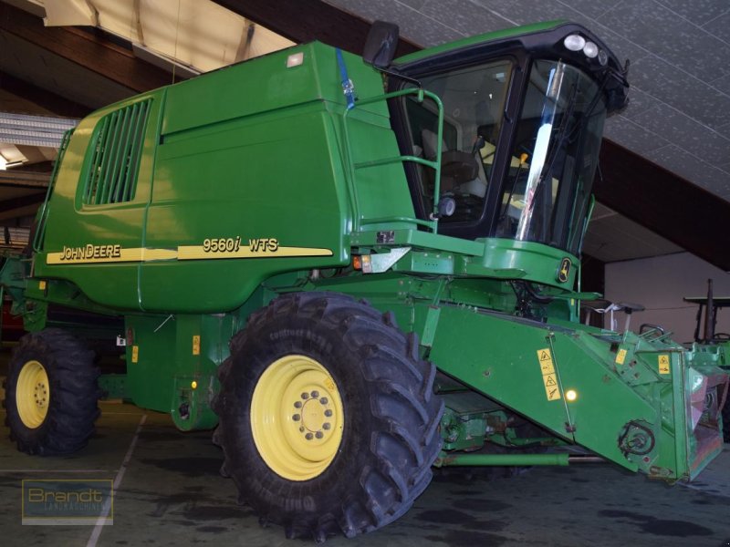 Mähdrescher του τύπου John Deere 9560 i WTS, Gebrauchtmaschine σε Oyten