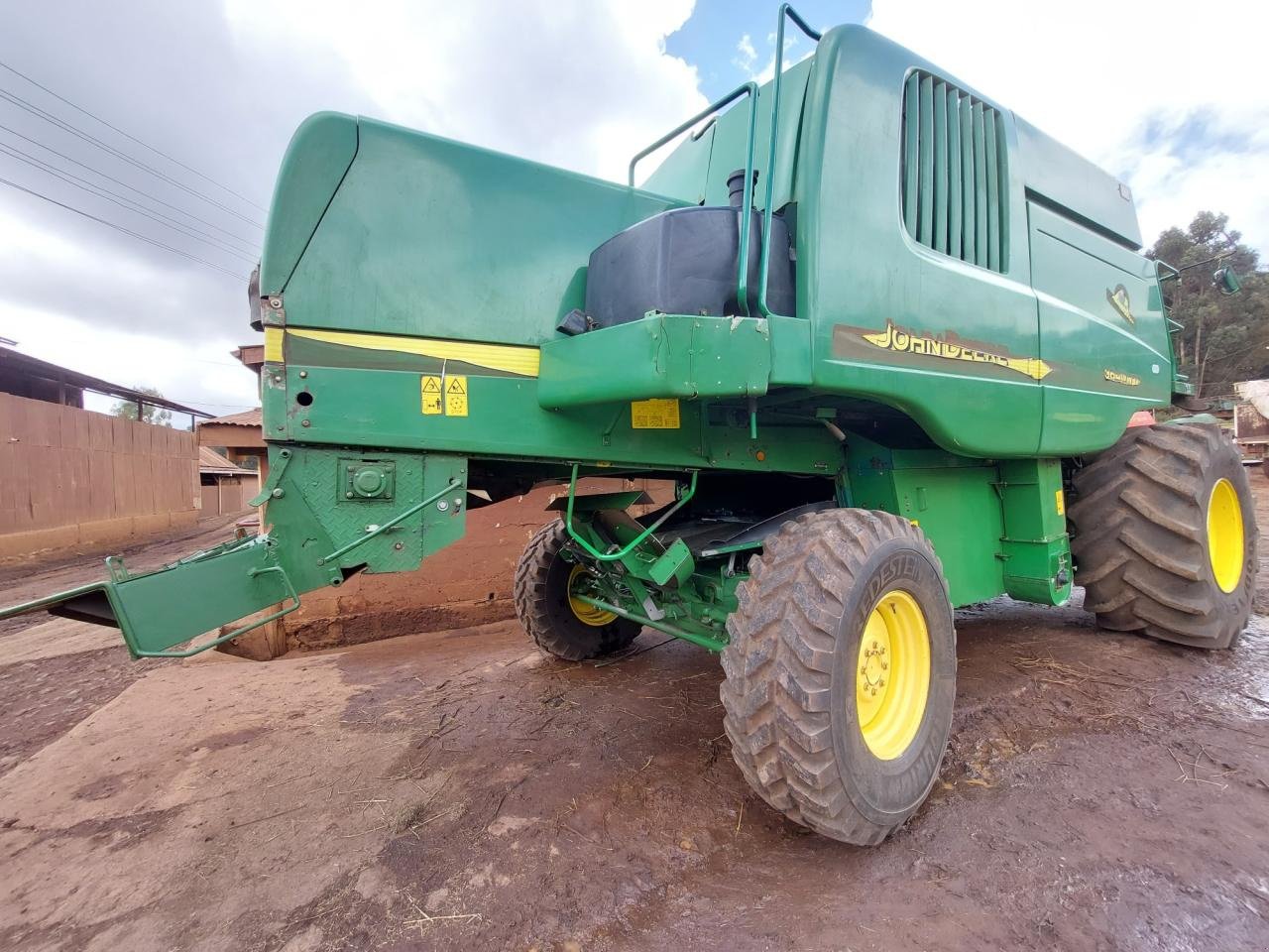 Mähdrescher del tipo John Deere 9640WTS HillMaster, Gebrauchtmaschine en Hamburg (Imagen 4)