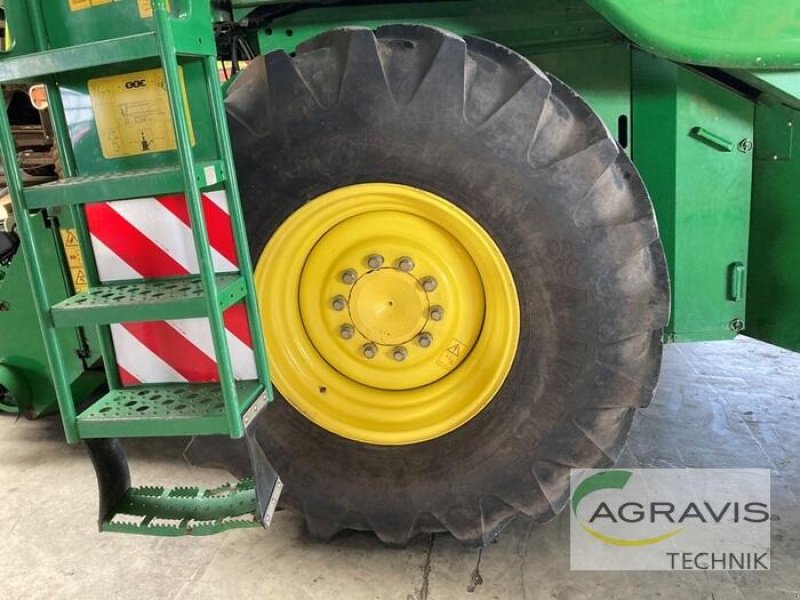 Mähdrescher del tipo John Deere 9680 WTS HILLMASTER, Gebrauchtmaschine en Olfen  (Imagen 25)