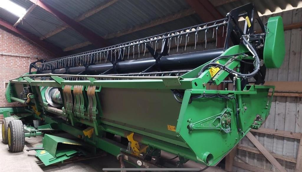 Mähdrescher van het type John Deere 9780 CTS, Gebrauchtmaschine in Varde (Foto 3)