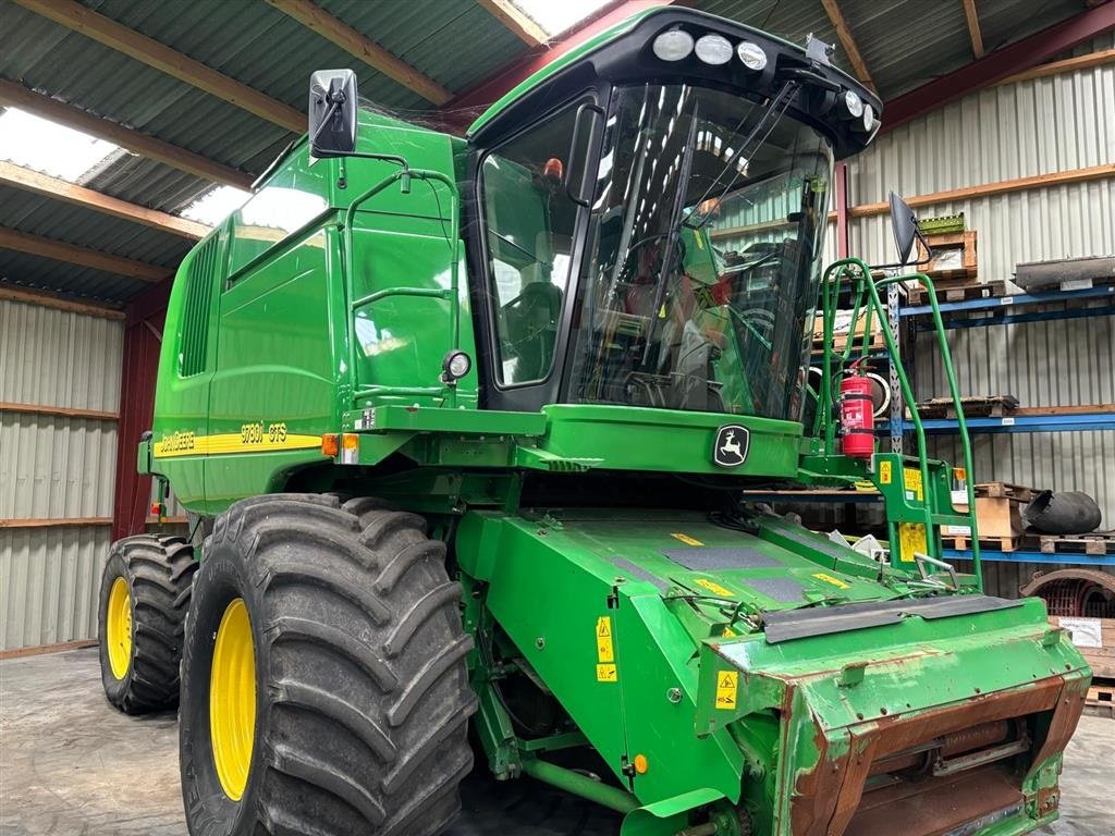 Mähdrescher Türe ait John Deere 9780i CTS INCL John Deere 630 RX skærebord og Fasterholt vogn. Ring til Ulrik pa 40255544. Jeg snakker Jysk, tysk og engelsk., Gebrauchtmaschine içinde Kolding (resim 4)