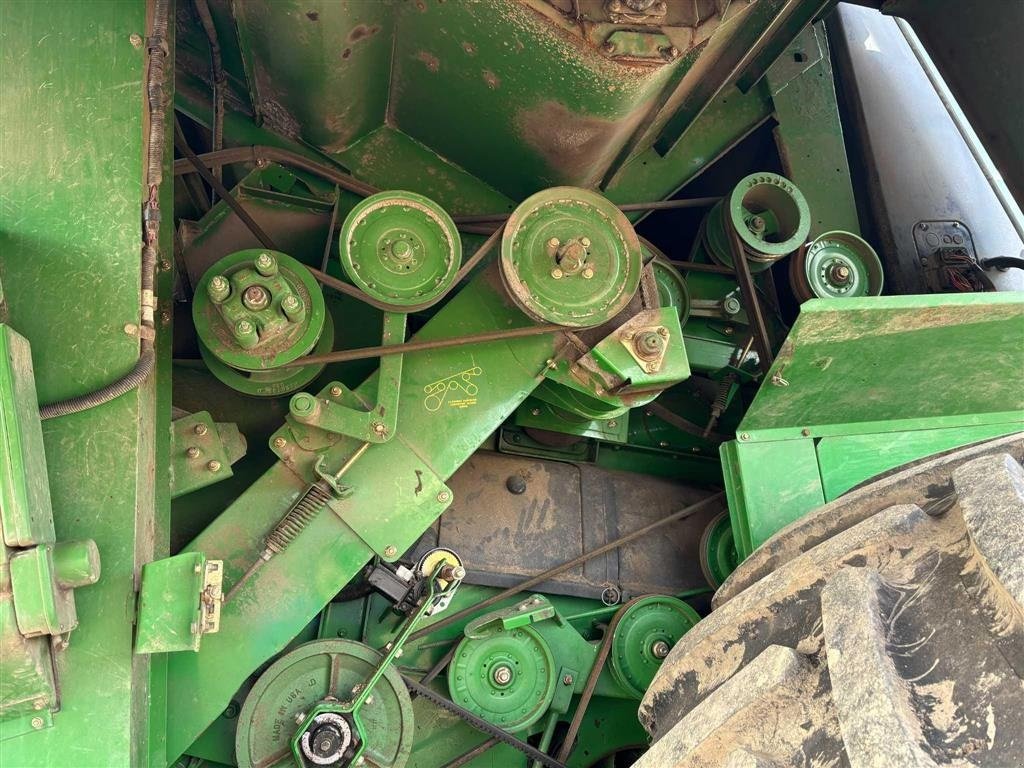 Mähdrescher van het type John Deere 9880 STS 4WD. GPS. Auto Pilot .Incl. 6,3 m. skærebord og vogn. Ring til Ulrik på 40255544. Jeg snakker Jysk., Gebrauchtmaschine in Kolding (Foto 7)