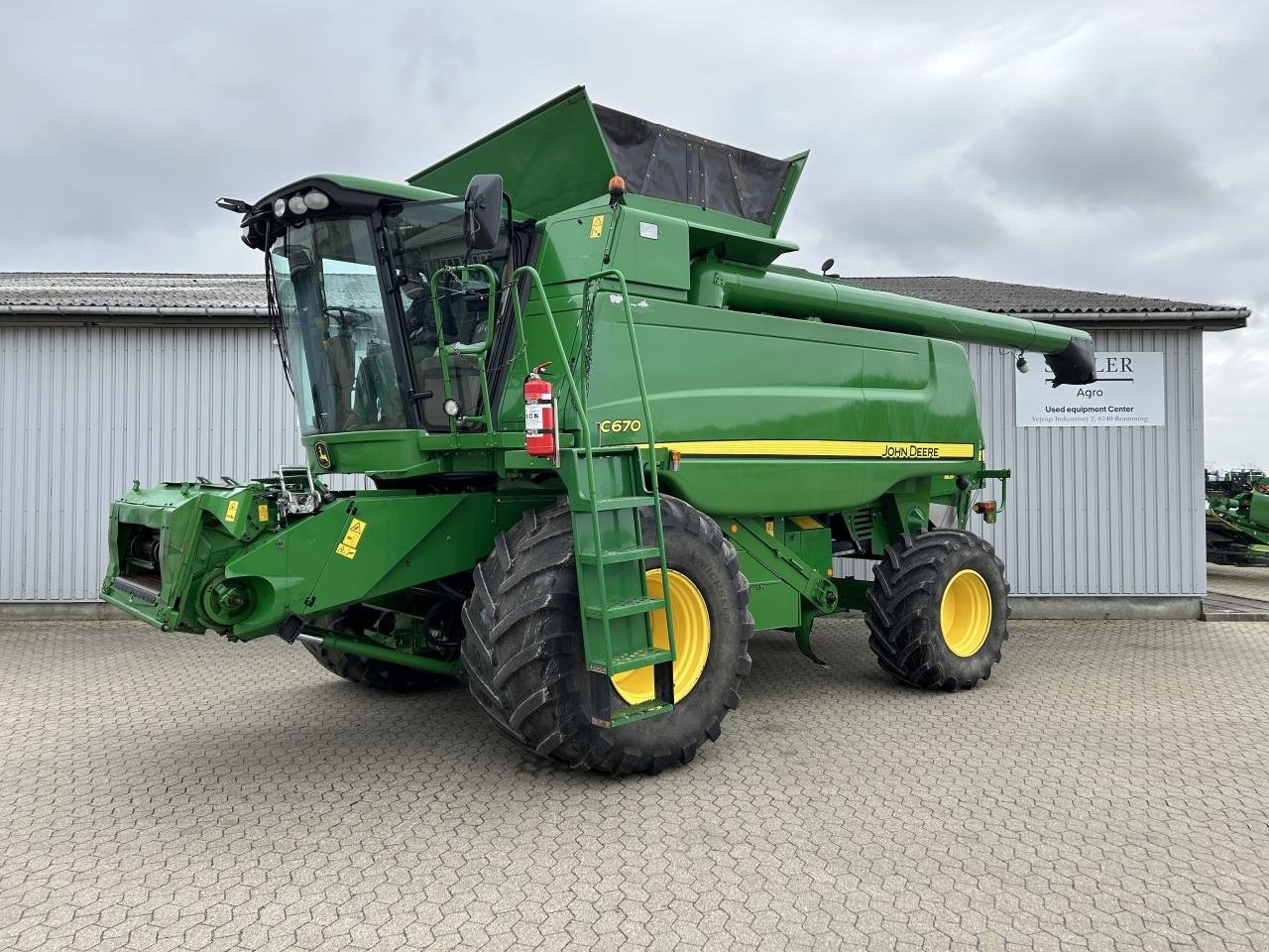 Mähdrescher du type John Deere C670, Gebrauchtmaschine en Bramming (Photo 1)