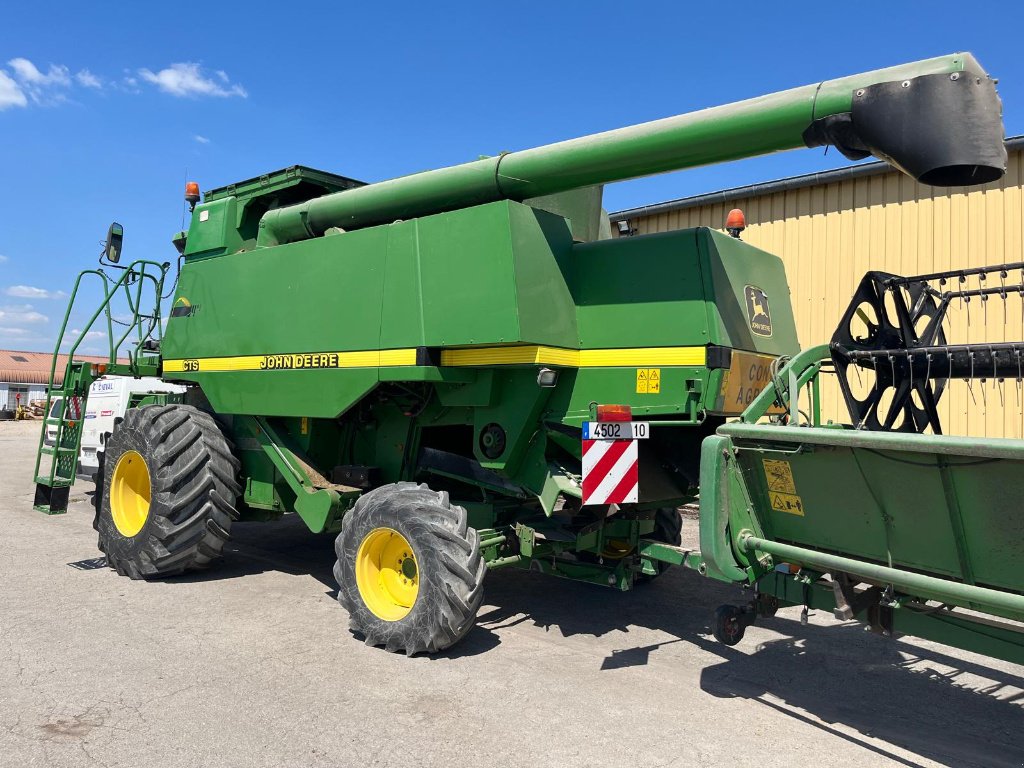 Mähdrescher of the type John Deere CTS Hill Master, Gebrauchtmaschine in Marolles (Picture 3)