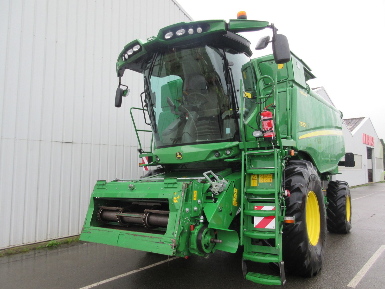 Mähdrescher Türe ait John Deere MB J-D T670 I HILLMASTER, Gebrauchtmaschine içinde PLOUIGNEAU (resim 2)