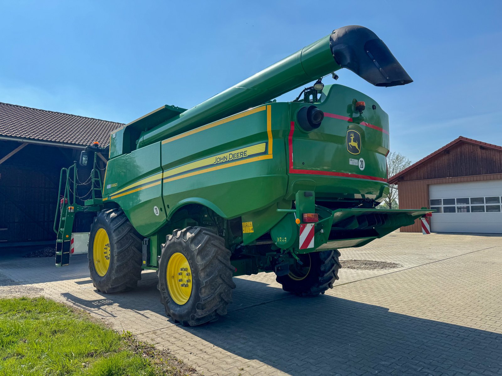 Mähdrescher Türe ait John Deere S 660 i, Gebrauchtmaschine içinde Bayern - Tettenweis (resim 12)