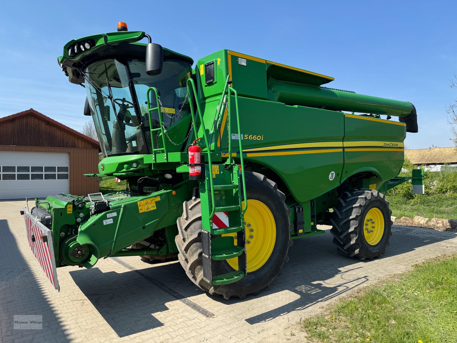 Mähdrescher des Typs John Deere S 660, Gebrauchtmaschine in Eggenfelden (Bild 1)