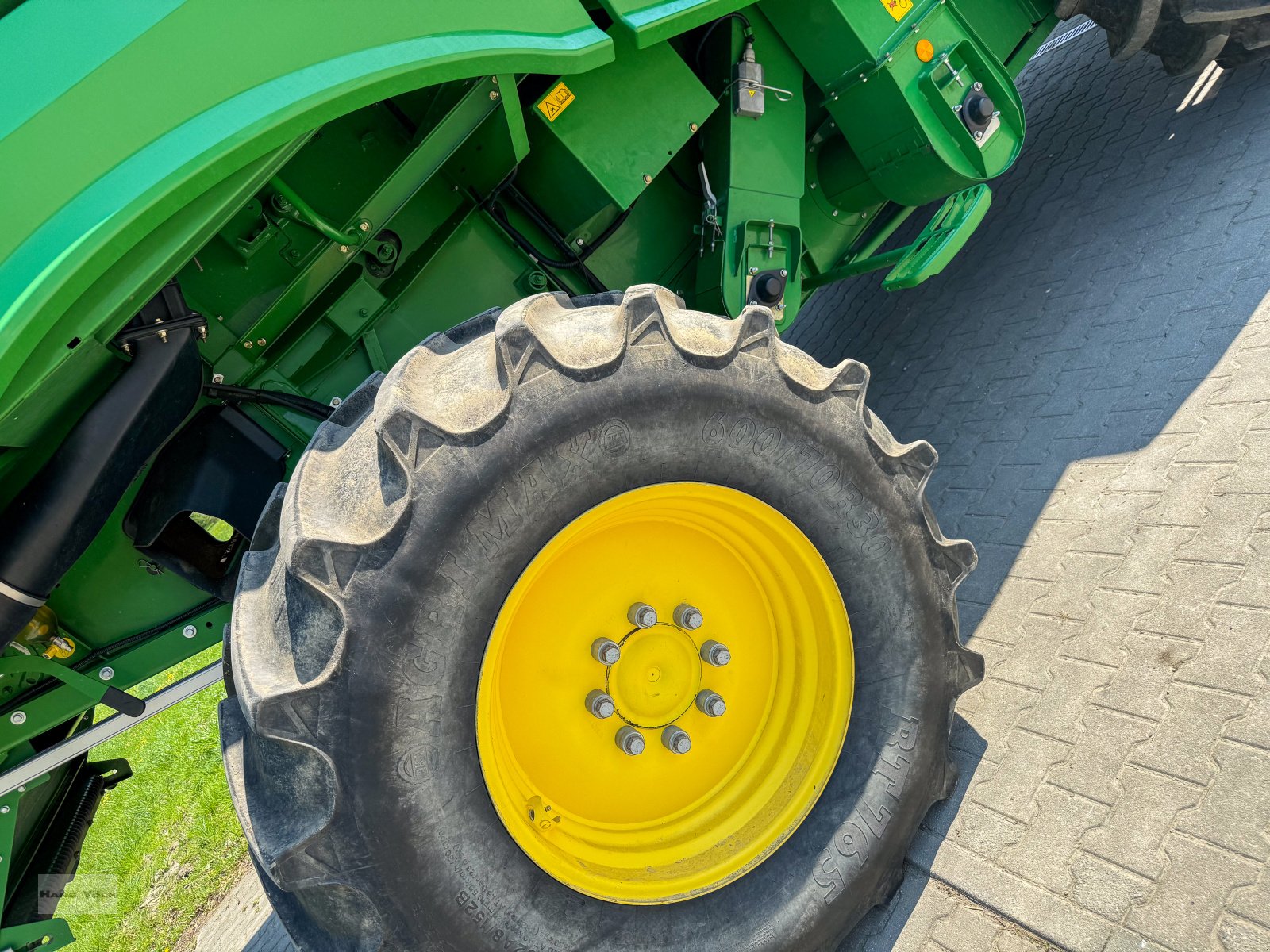 Mähdrescher des Typs John Deere S 660, Gebrauchtmaschine in Eggenfelden (Bild 8)