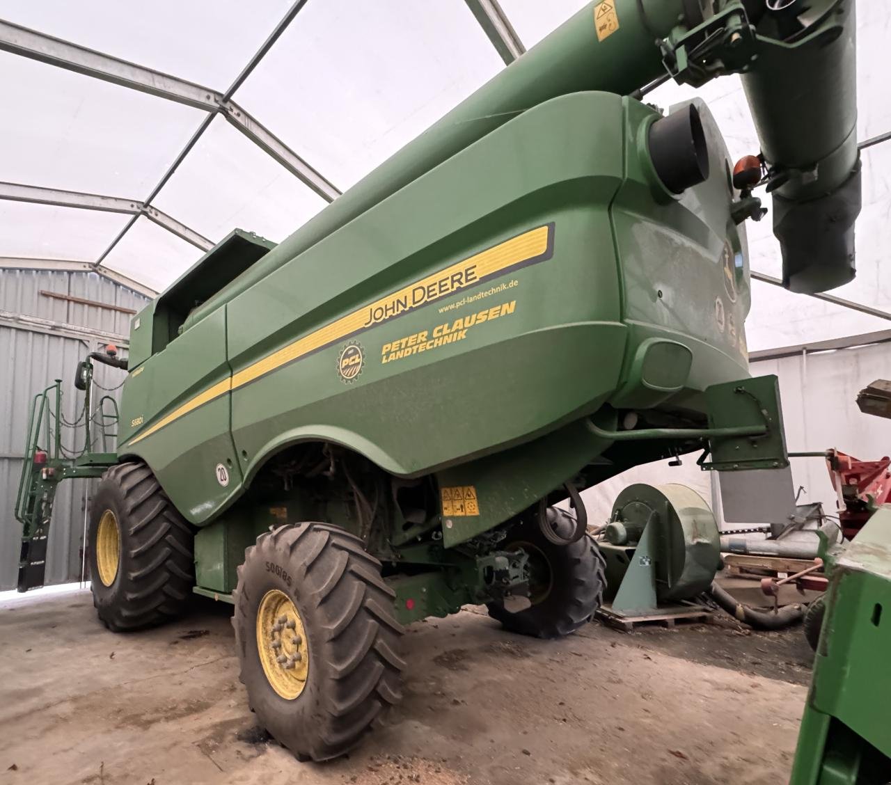 Mähdrescher des Typs John Deere S 680 i HillMaster, Gebrauchtmaschine in Könnern (Bild 2)