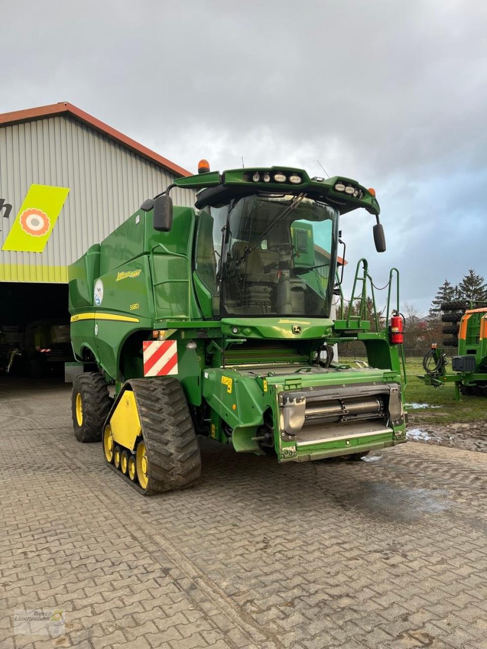 Mähdrescher of the type John Deere S 680 i Track, Gebrauchtmaschine in Schora (Picture 3)