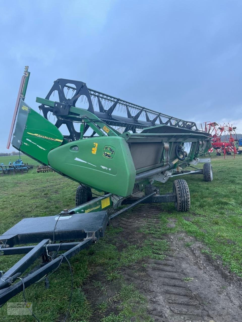 Mähdrescher of the type John Deere S 680 i Track, Gebrauchtmaschine in Schora (Picture 21)