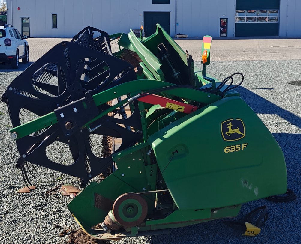 Mähdrescher a típus John Deere S 680 i, Gebrauchtmaschine ekkor: Orţişoara (Kép 11)