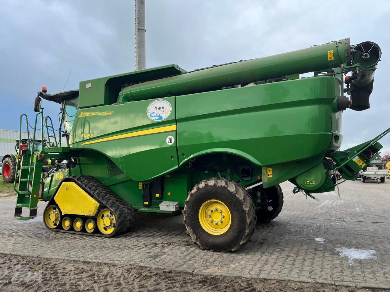 Mähdrescher del tipo John Deere S 680i Track, Gebrauchtmaschine In Schora (Immagine 9)