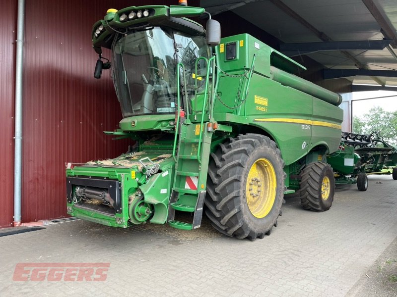 Mähdrescher van het type John Deere S 685i, Gebrauchtmaschine in Suhlendorf (Foto 1)