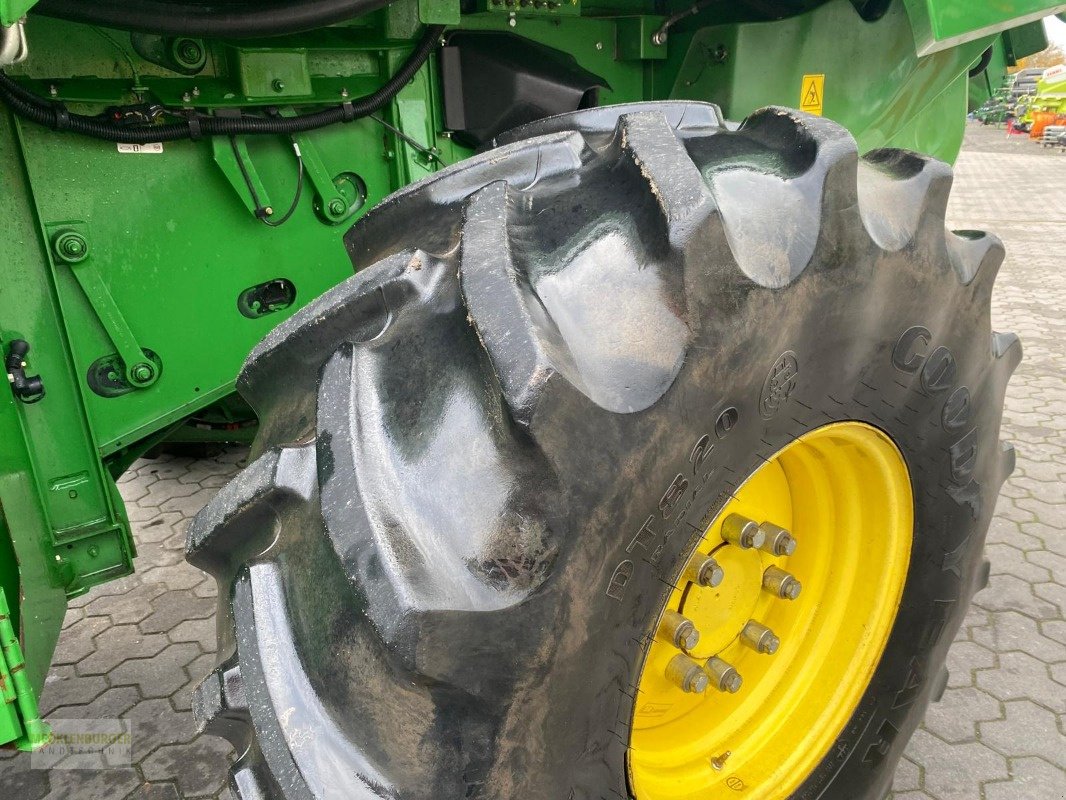 Mähdrescher a típus John Deere S 690i Raupe - Modelljahr 2013, Gebrauchtmaschine ekkor: Mühlengeez (Kép 13)