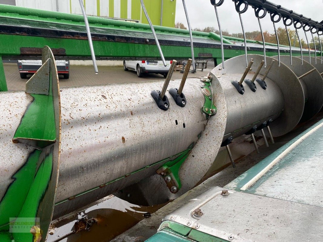 Mähdrescher van het type John Deere S 690i Raupe - Modelljahr 2013, Gebrauchtmaschine in Mühlengeez (Foto 24)