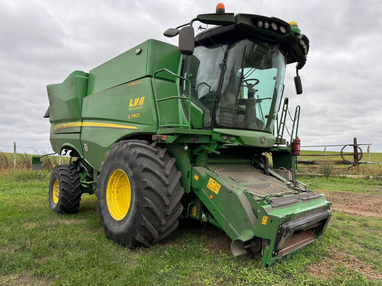 Mähdrescher van het type John Deere S 780i Hillmaster, Gebrauchtmaschine in Könnern (Foto 1)