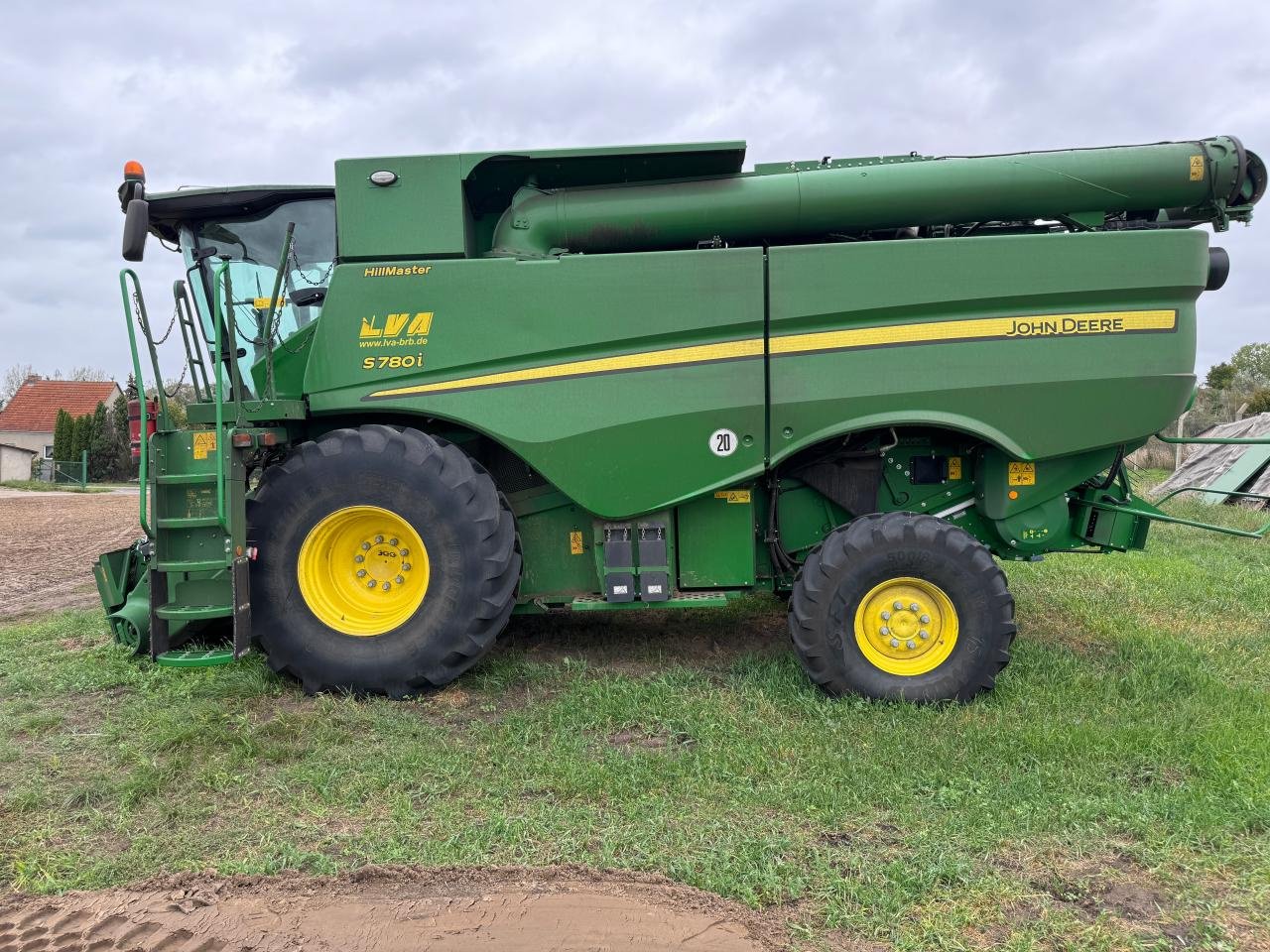 Mähdrescher van het type John Deere S 780i Hillmaster, Gebrauchtmaschine in Könnern (Foto 4)