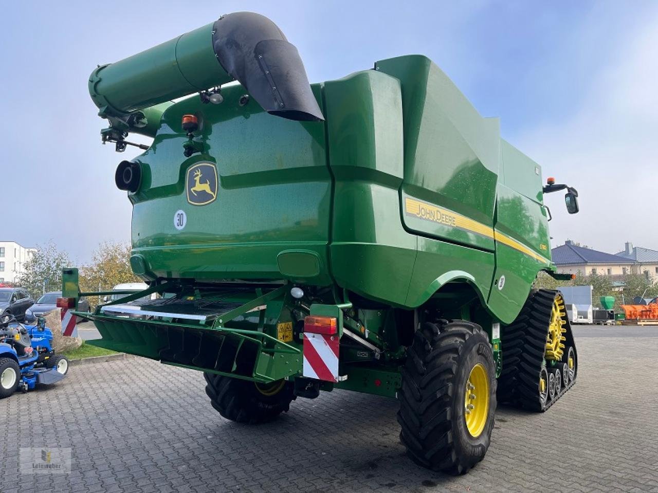 Mähdrescher des Typs John Deere S 780i, Gebrauchtmaschine in Neuhof - Dorfborn (Bild 3)