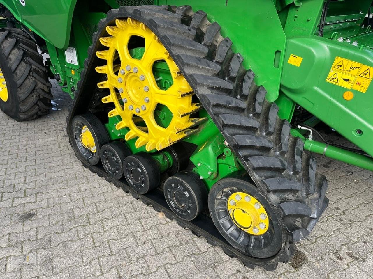 Mähdrescher типа John Deere S 780i, Gebrauchtmaschine в Neuhof - Dorfborn (Фотография 5)