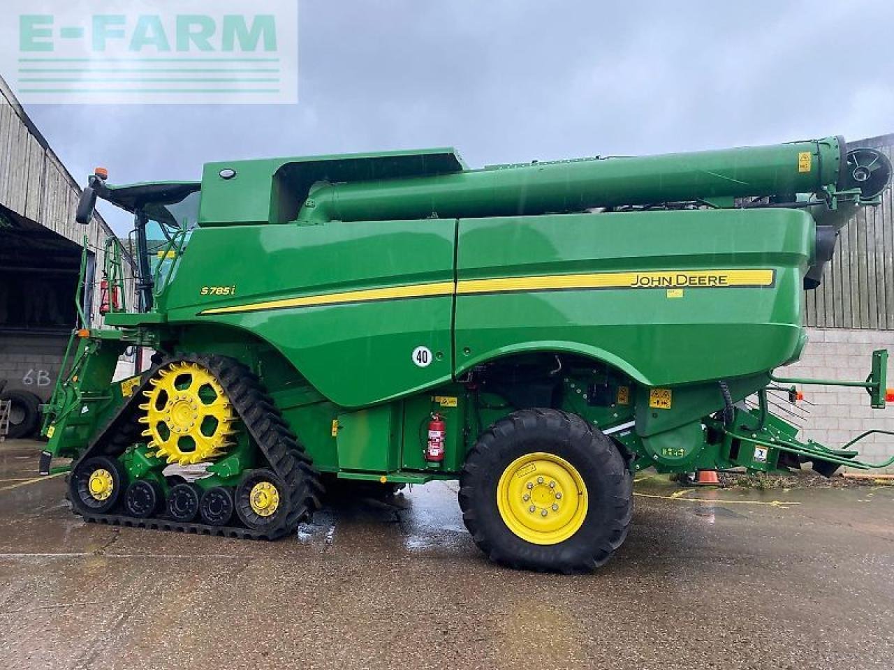 Mähdrescher van het type John Deere s 785 i / 735 x, Gebrauchtmaschine in SHREWSBURRY (Foto 1)