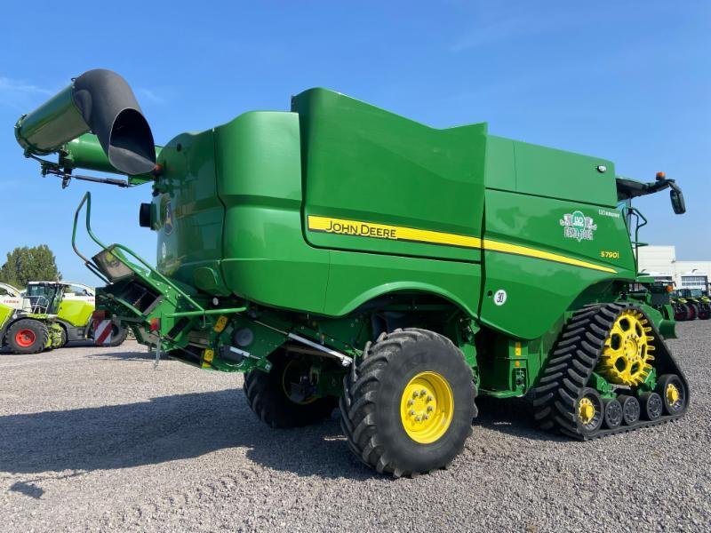 Mähdrescher of the type John Deere S 790 T4, Gebrauchtmaschine in Landsberg (Picture 5)