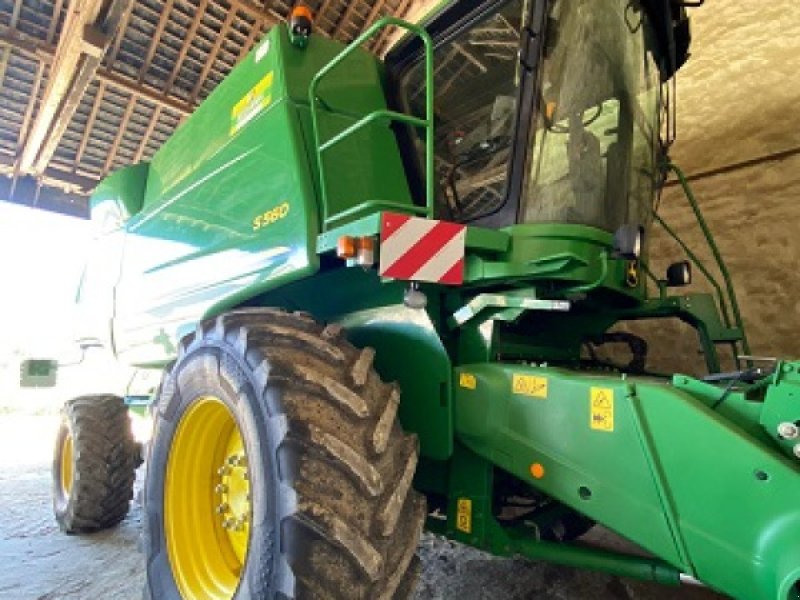 Mähdrescher типа John Deere S560, Gebrauchtmaschine в PITHIVIERS Cedex