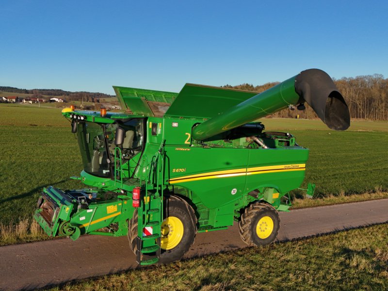 Mähdrescher del tipo John Deere S670i, Gebrauchtmaschine en Kastl (Imagen 1)