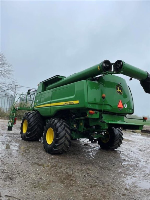 Mähdrescher типа John Deere S690, Gebrauchtmaschine в Tommerup (Фотография 2)